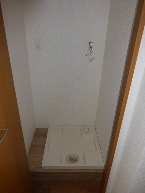 その他設備　洗濯機置場