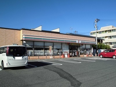 コンビニ　セブンイレブン山形高堂2丁目店（コンビニ）まで613m