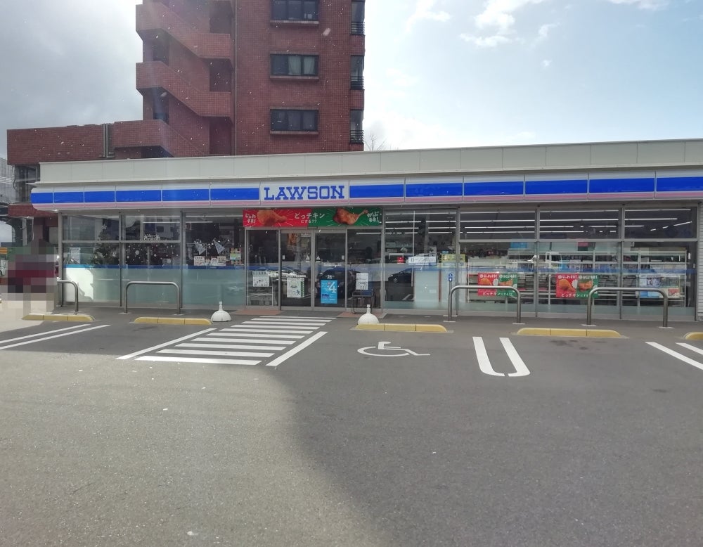 コンビニ　ローソン小松白嶺町店（コンビニ）まで420m