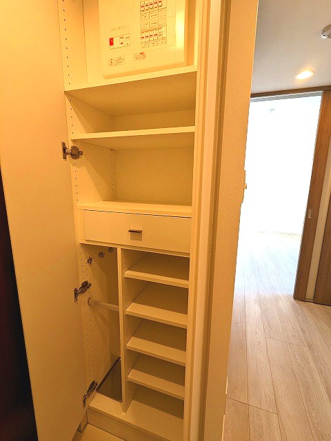 玄関　システムシューズＢＯＸです