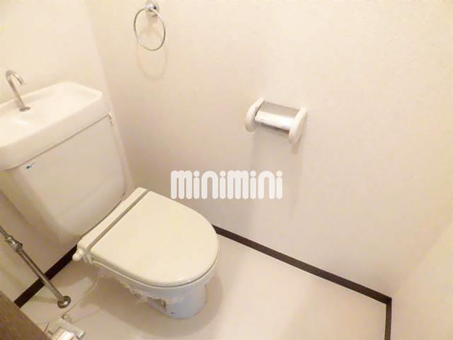 トイレ　清潔感のあるトイレです