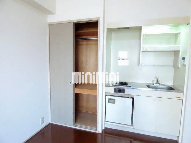 収納　奥行きのあるクローゼットです