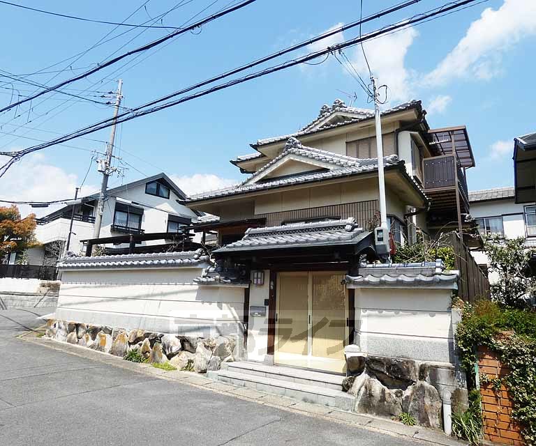 桃山町遠山貸家の建物外観