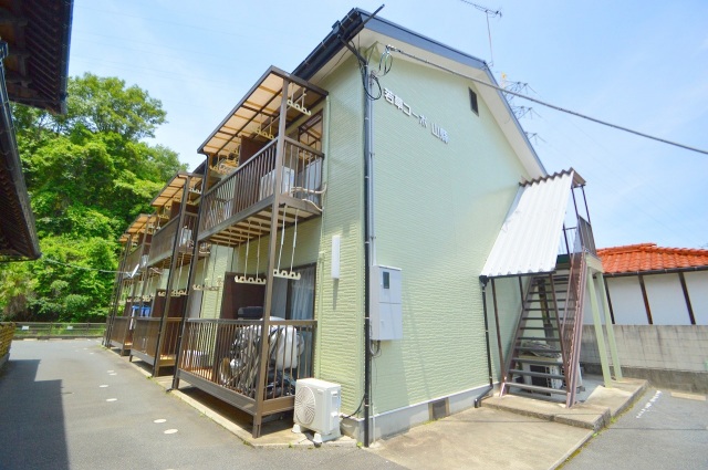 ドラックストア　スーパードラッグひまわり瀬野川店（ドラッグストア）まで494m