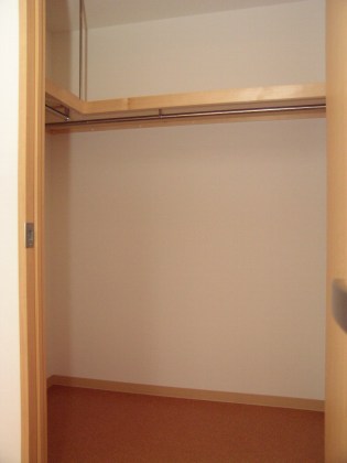 収納　荷物が多くても安心なウォークインクローゼット♪