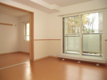 居室・リビング　落ち着いた雰囲気の内装です♪