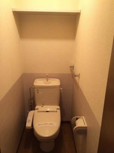 【プレミール　Cのトイレ】