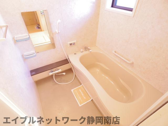 バス・シャワールーム　お風呂です