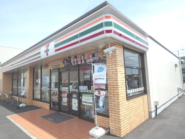 コンビニ　セブンイレブン 藤枝小石川町4丁目店（コンビニ）まで132m