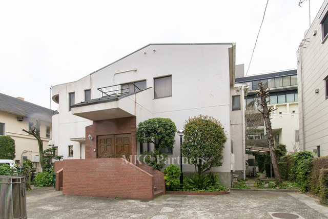 HOUSE TAKANAWAの建物外観
