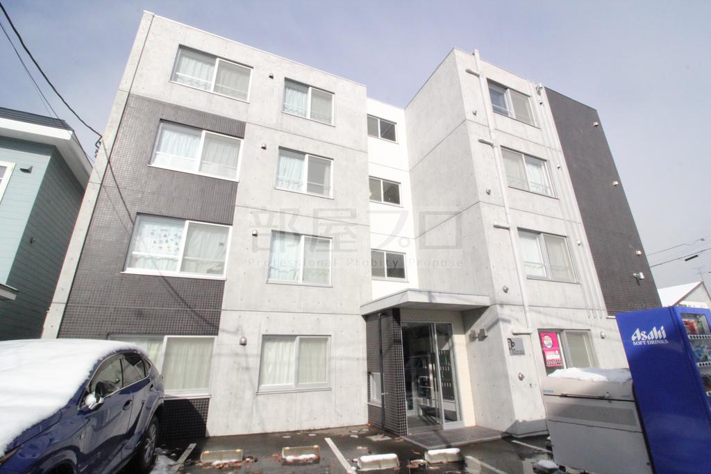 北海道札幌市豊平区西岡五条１（マンション）の賃貸物件の外観
