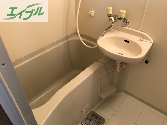 バス・シャワールーム　バス