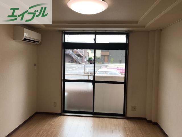 居室・リビング　洋室