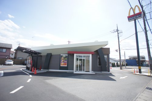 飲食店　マクドナルド 小山稲葉郷店（飲食店）まで383m