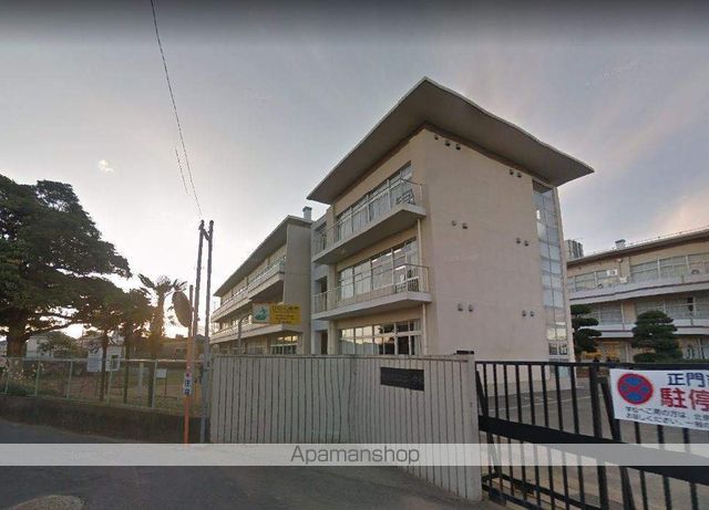 小学校　鹿嶋市立三笠小学校（小学校）まで1022m