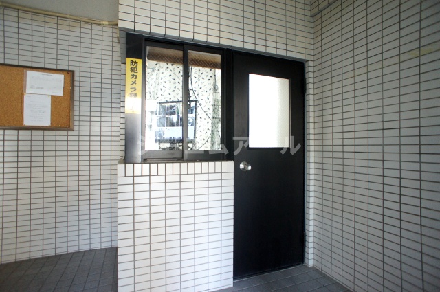 西鉄天神大牟田線 高宮駅 徒歩13分 7階建 築33年の外観写真