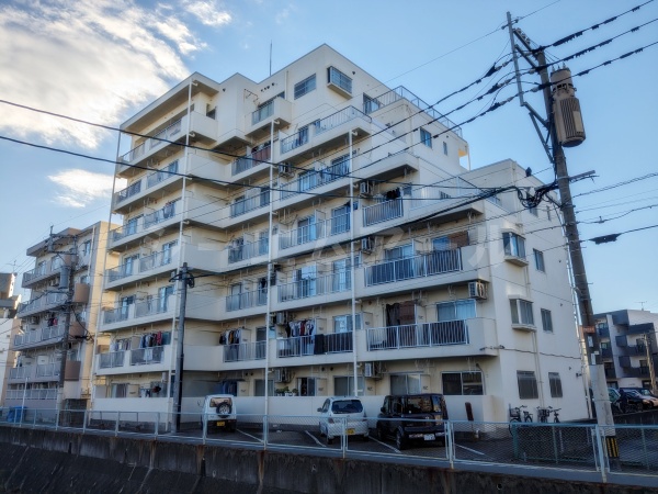 西鉄天神大牟田線 高宮駅 徒歩13分 築33年