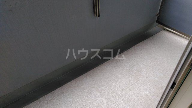 【横浜市都筑区南山田のマンションのバルコニー】