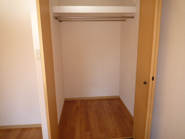 収納　ウォークインクローゼット