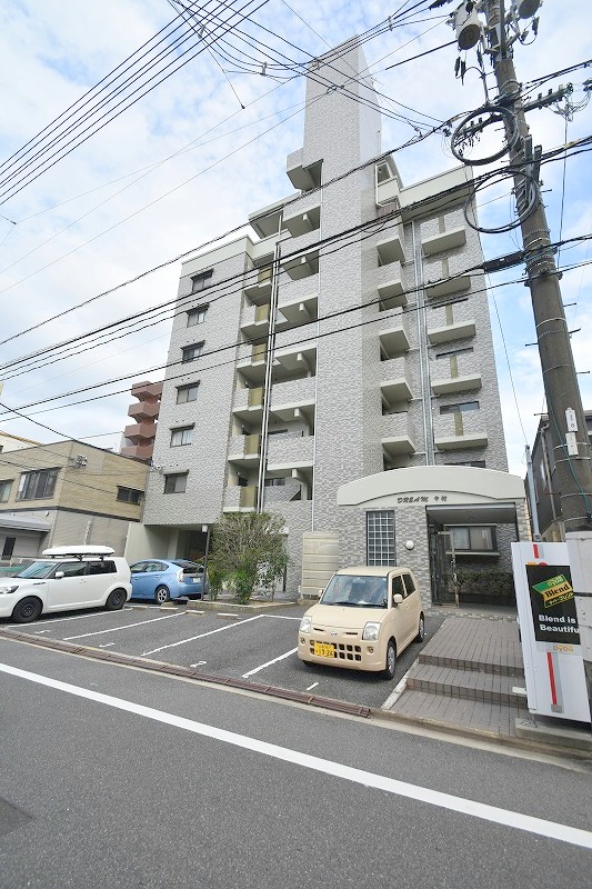 広島市西区小河内町のマンションの建物外観