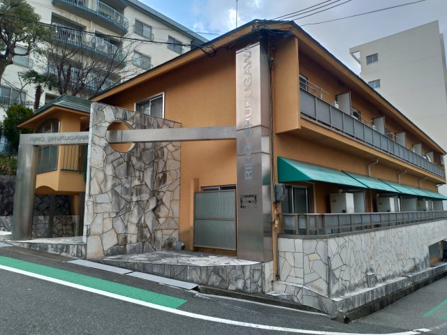 【RIHO夙川の建物外観】