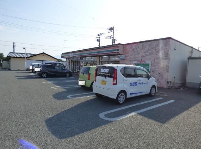 コンビニ　セブン-イレブン甲府音羽橋店（コンビニ）まで692m