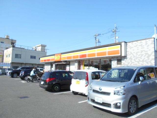コンビニ　デイリーヤマザキ高崎文化センター店（コンビニ）まで857m