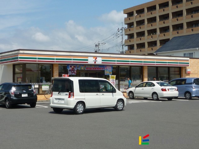 コンビニ　セブンイレブン佐賀医大通り店（コンビニ）まで100m