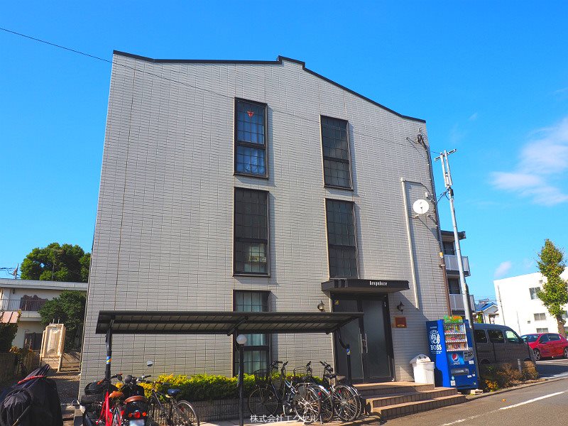 建物外観　閑静な住宅街です。