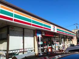 コンビニ　セブン－イレブン練馬西大泉４丁目店（コンビニ）まで282m
