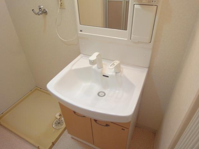 洗面設備　洗髪洗面化粧台