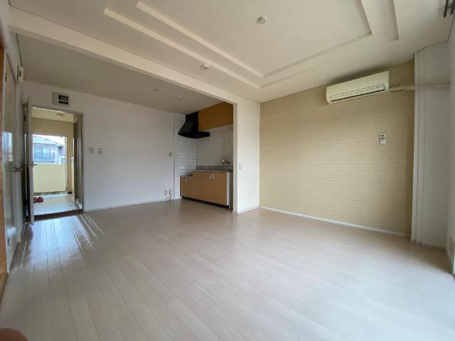 居室・リビング　リビング