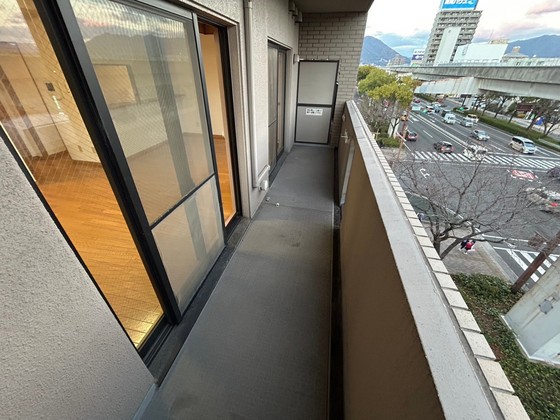 バルコニー　※別部屋の写真です