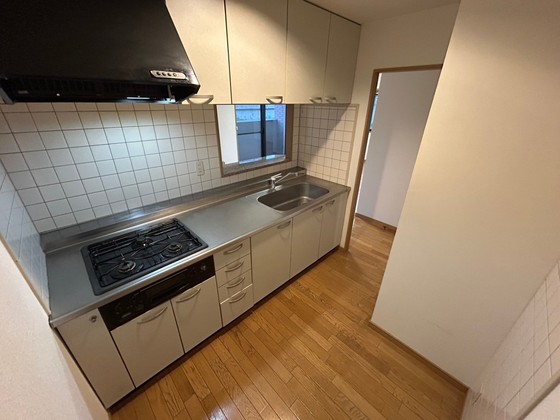 キッチン　※別部屋の写真です