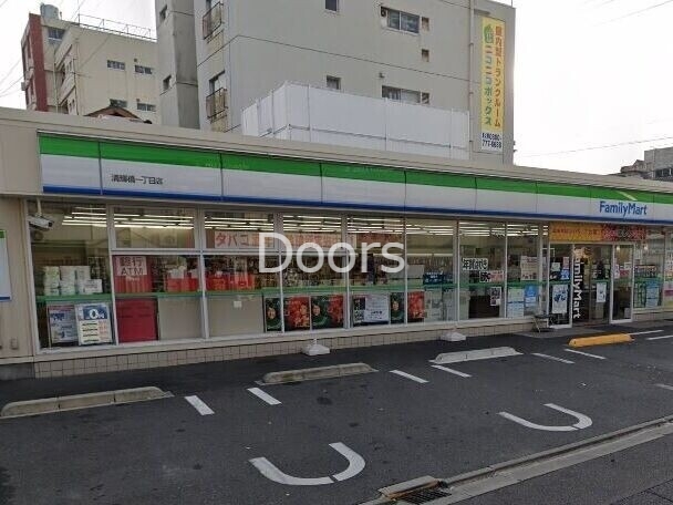 コンビニ　ファミリーマート清輝橋一丁目店（コンビニ）まで319m
