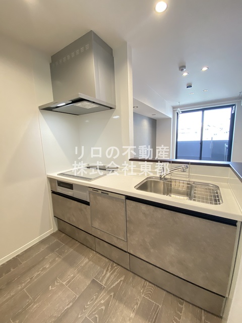 キッチン　作業スペース広々♪システムキッチン♪