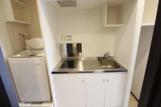 キッチン　※別部屋の写真です