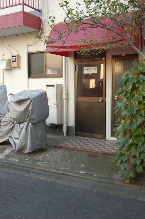 エントランス　他号室の参考写真です　現況を優先します