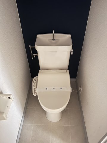 トイレ　シャワー付きトイレ