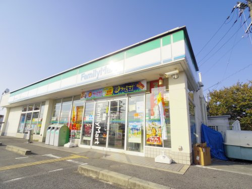 コンビニ　ファミリーマート 橿原四条店（コンビニ）まで576m