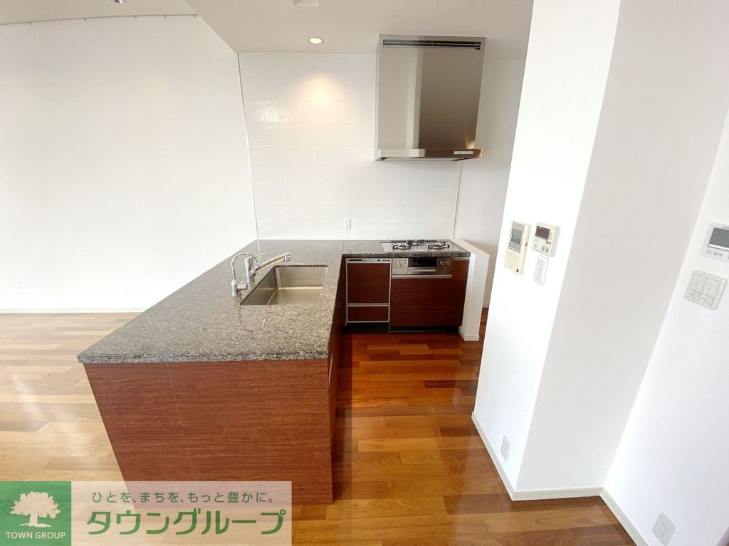 キッチン　お問合せは(株)タウンハウジング赤坂店へ【03-5563-…