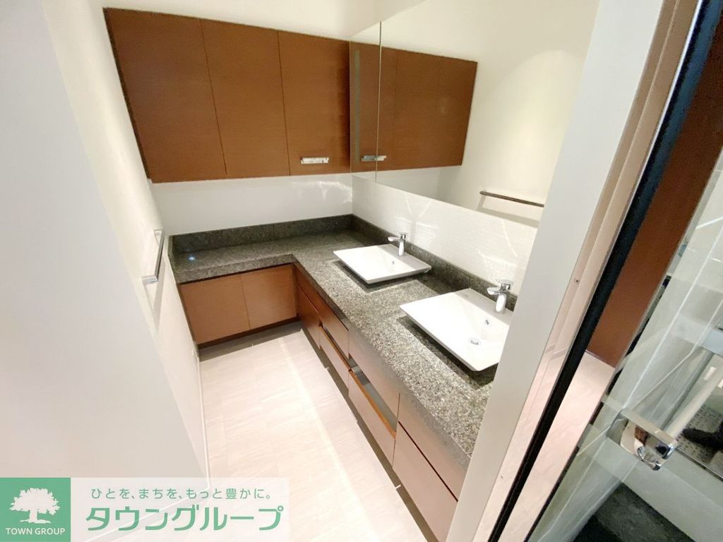 洗面設備　お問合せは(株)タウンハウジング赤坂店へ【03-5563-…