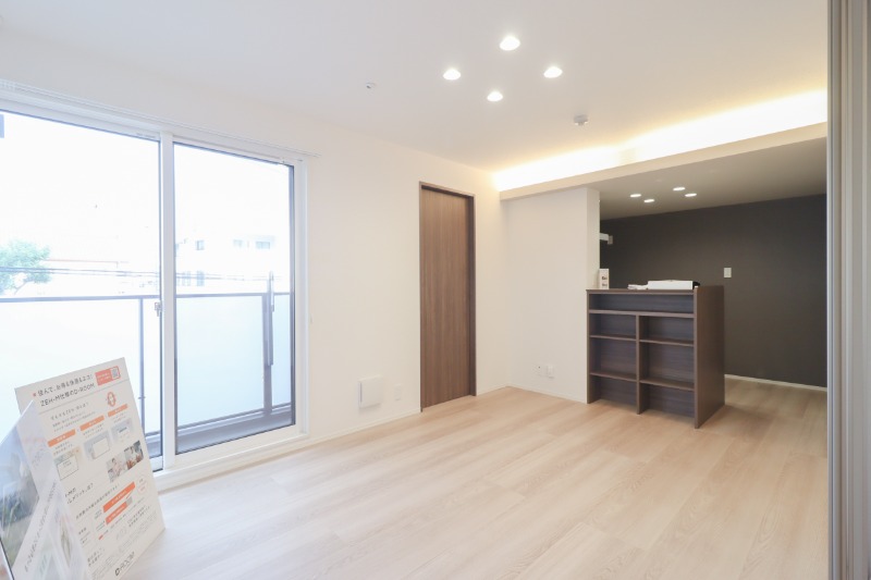 居室・リビング　図面と現状に相違がある場合には現状を優先