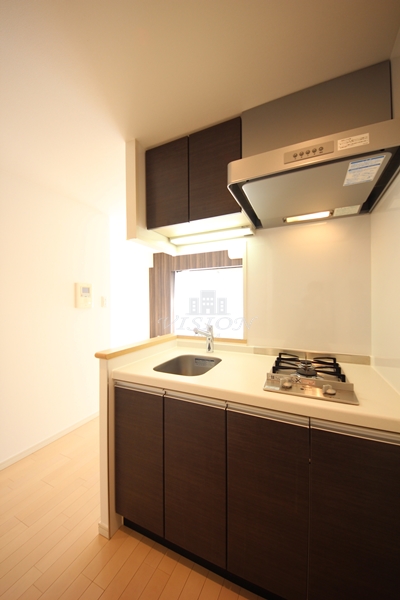 キッチン　写真は別タイプのお部屋です。