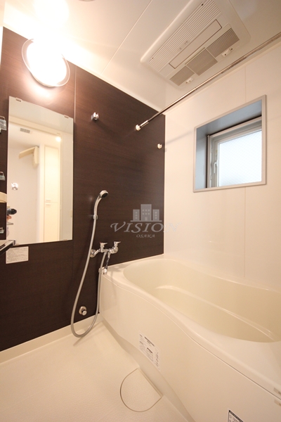 バス・シャワールーム　写真は別タイプのお部屋です。