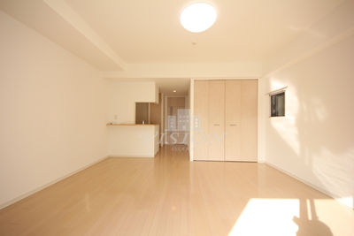 居室・リビング　写真は別タイプのお部屋です。