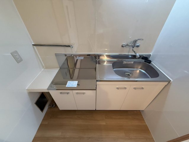 洗面設備　※リフォーム中の為、別部屋の写真となります。