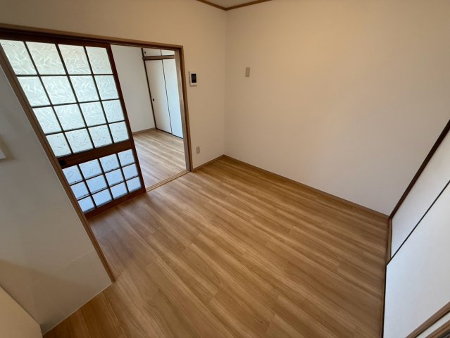 その他部屋・スペース　※リフォーム中の為、別部屋の写真となります。