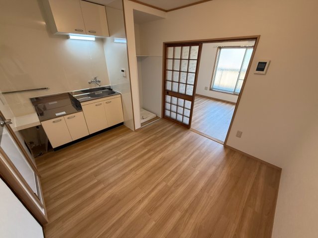 居室・リビング　※リフォーム中の為、別部屋の写真となります。