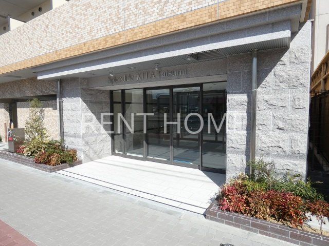 エントランス　オートロック完備